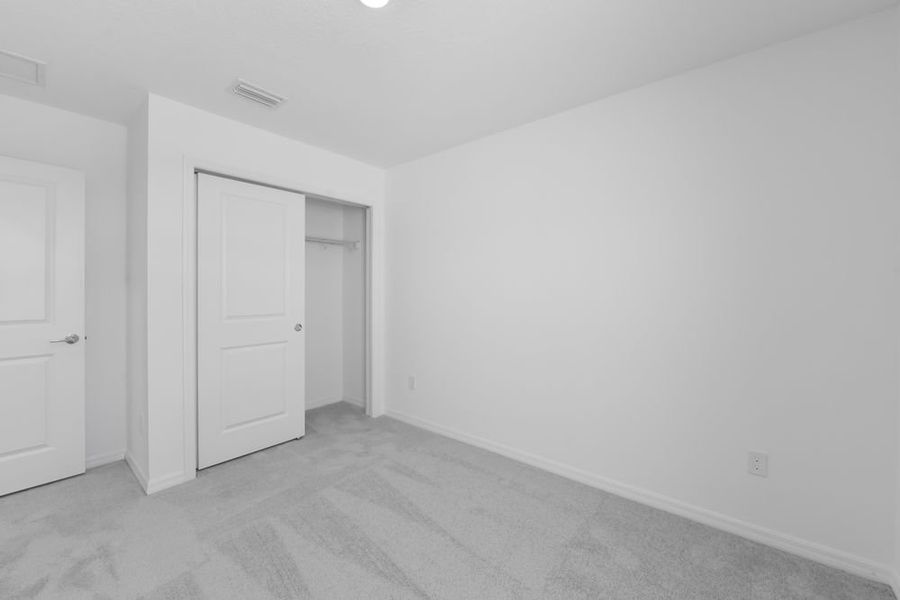 Spacious, unfurnished interior of a new home in Vinterra Townhomes, Nokomis (Image 11).