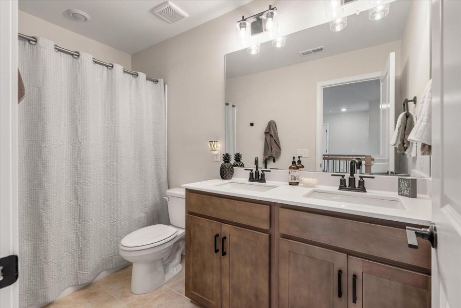 Furnished interior view inside a new home in Parker's Preserve, Ridgeville (Image 40).