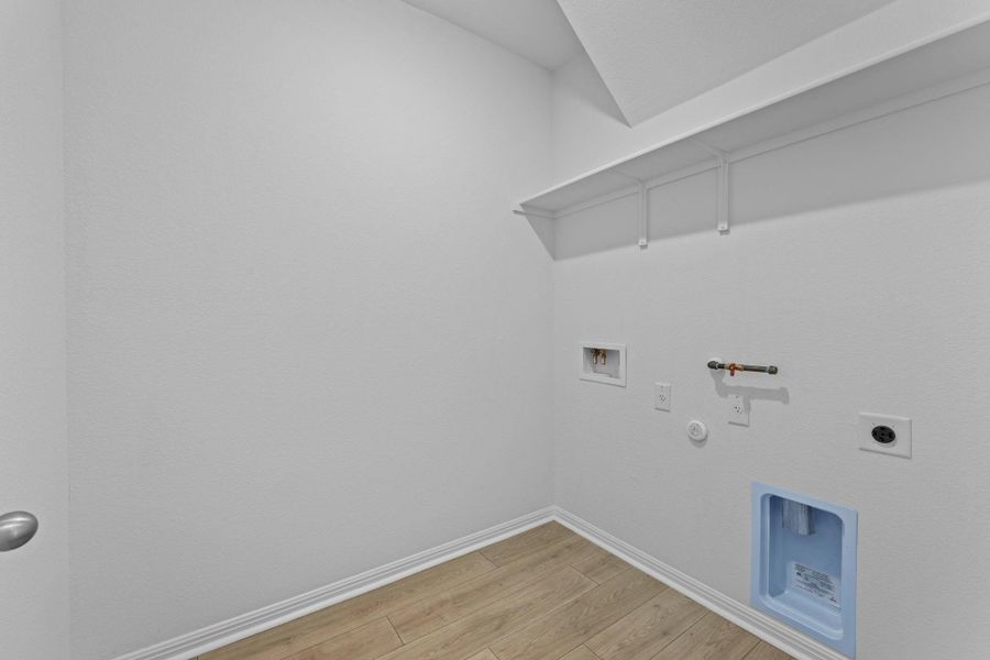 Spacious, unfurnished interior of a new home in , Georgetown (Image 31).