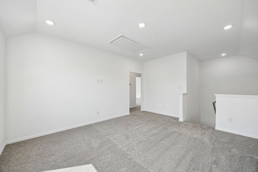 Spacious, unfurnished interior of a new home in Riviera Pines, Huffman (Image 26). Spacious, unfurnished interior of a new home in Riviera Pines, Huffman (Image 26).