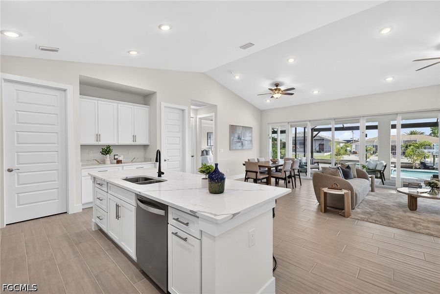 Furnished interior view inside a new home in Cape Coral, Cape Coral (Image 17).