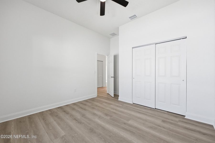 Spacious, unfurnished interior of a new home in , Middleburg (Image 35). Spacious, unfurnished interior of a new home in , Middleburg (Image 35).