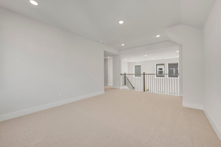 Spacious, unfurnished interior of a new home in Treeline, Justin (Image 18).