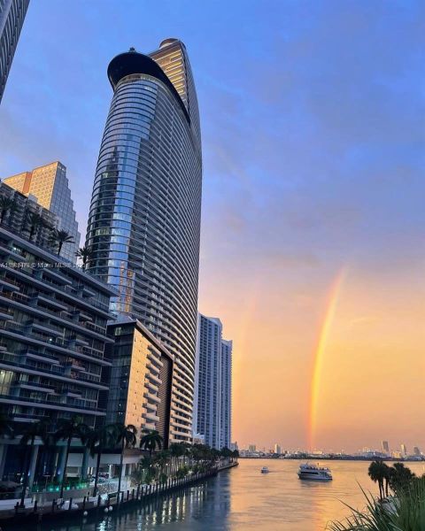 Condo located in Miami, FL showcasing its design and architecture (Image 1).