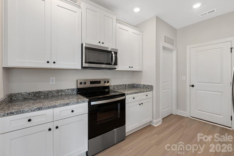 Furnished interior view inside a new home in Ascot Woods, Charlotte (Image 4). Furnished interior view inside a new home in Ascot Woods, Charlotte (Image 4).
