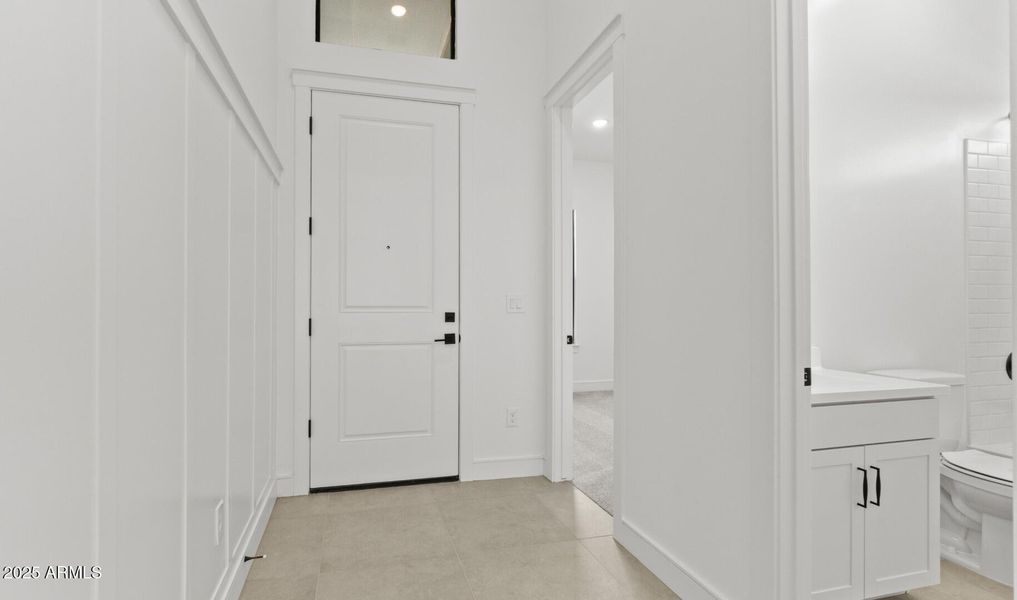 FSVV Villas Lot #64 Foyer (Large)