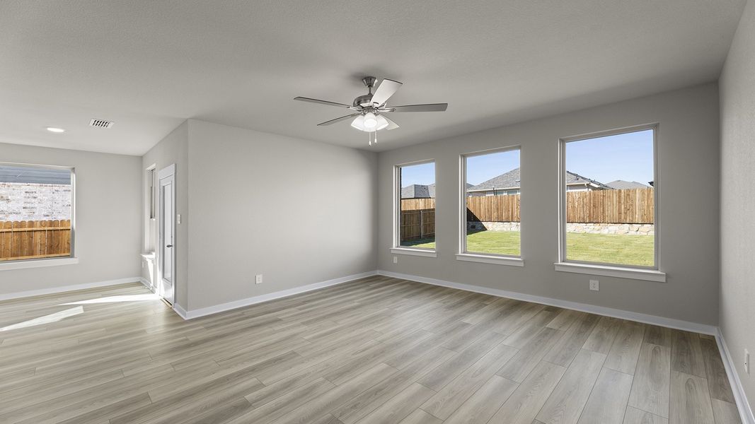 Spacious, unfurnished interior of a new home in Keeneland, Aubrey (Image 19). Spacious, unfurnished interior of a new home in Keeneland, Aubrey (Image 19).