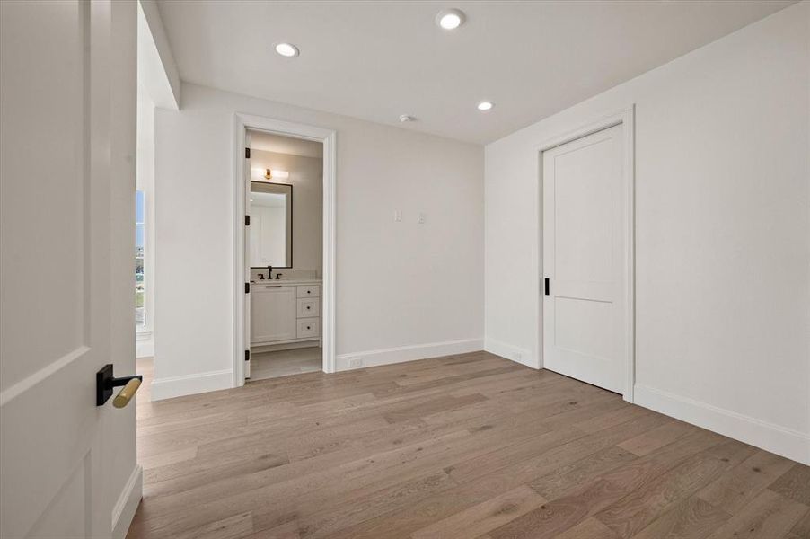 Upstairs bedroom Upstairs bedroom