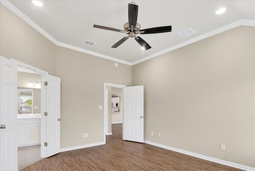 Spacious, unfurnished interior of a new home in , Robinson (Image 36).