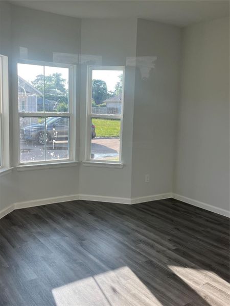 Spacious, unfurnished interior of a new home in , Houston (Image 15).