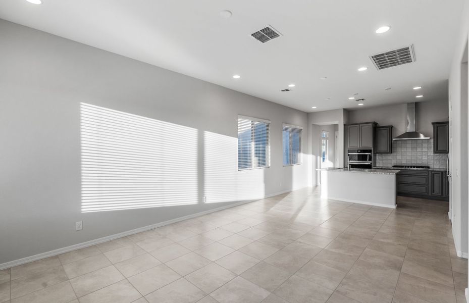 Spacious, unfurnished interior of a new home in Sun City Festival, Buckeye (Image 16).