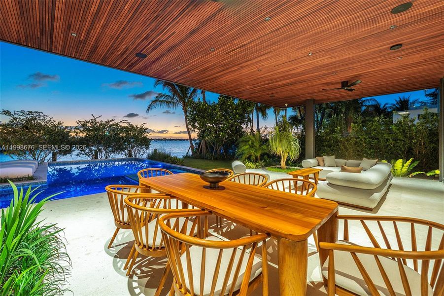 Community amenities in , Bay Harbor Islands (Image 60).