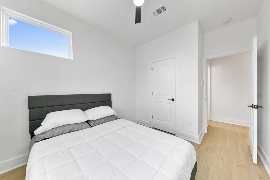 Image 2 of a home in .