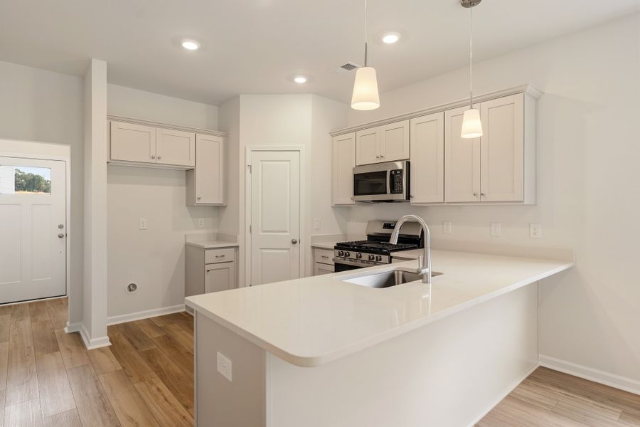 Furnished interior view inside a new home in Mayfair Village, Spartanburg (Image 7).