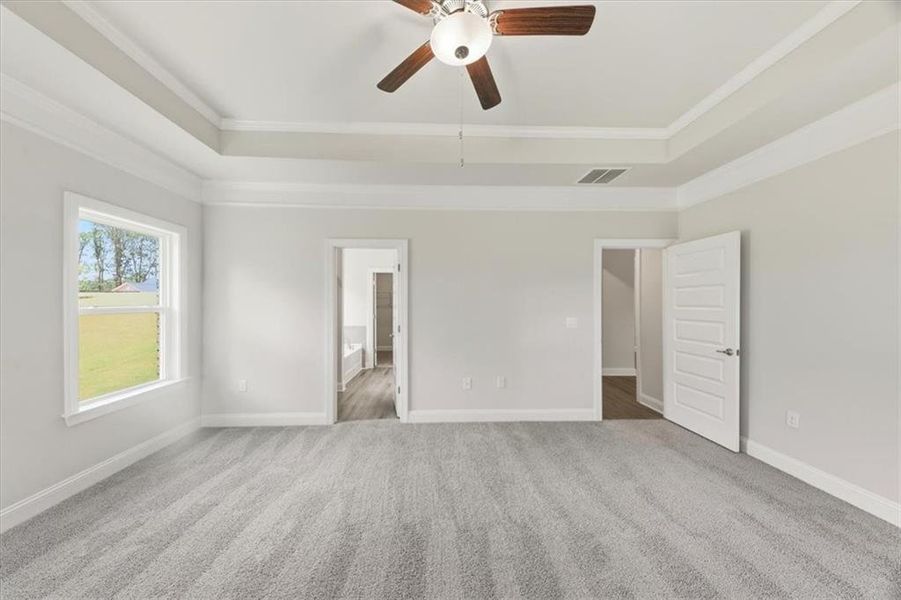 Spacious, unfurnished interior of a new home in Tuscany Hills, Douglasville (Image 20).