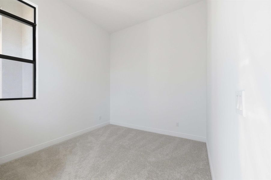 Spacious, unfurnished interior of a new home in , Port St. Lucie (Image 21).