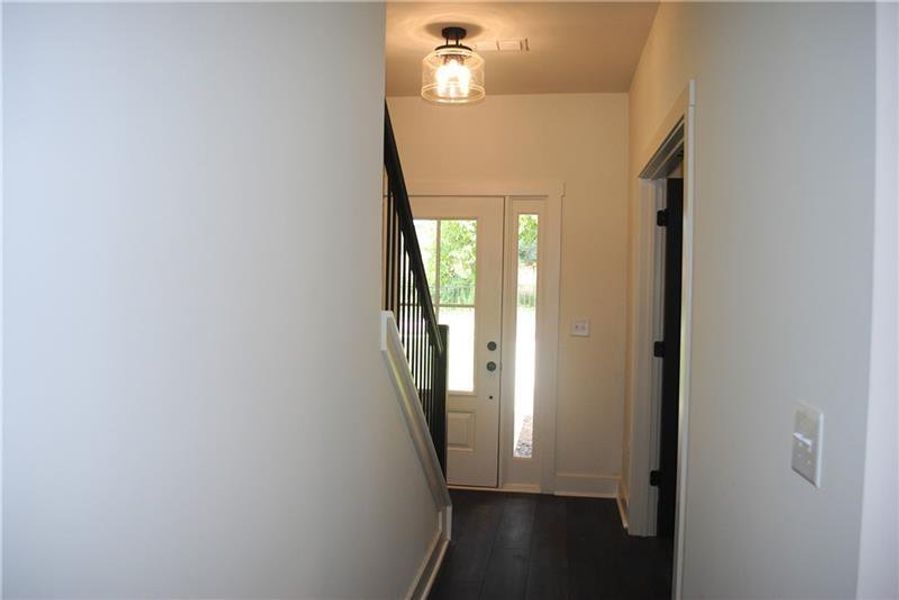 Spacious, unfurnished interior of a new home in Ferguson Corners, Emerson (Image 31).