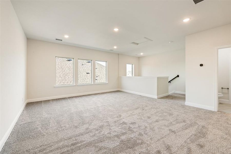 Spacious, unfurnished interior of a new home in Arbors at Legacy Hills, Celina (Image 24). Spacious, unfurnished interior of a new home in Arbors at Legacy Hills, Celina (Image 24).