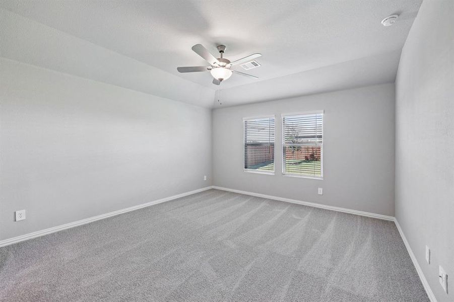 Photo is not of the actual home, but is an inspirational photo of builder’s model home and may depict options, furnishings, and/or decorator features that are not included. Photo is not of the actual home, but is an inspirational photo of builder’s model home and may depict options, furnishings, and/or decorator features that are not included.