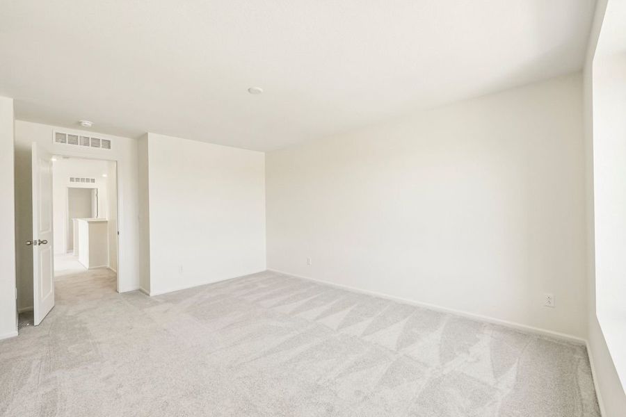 Spacious, unfurnished interior of a new home in Farmlore Villas, Brighton (Image 23).