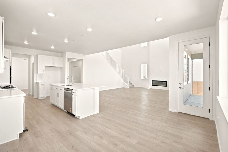 Spacious, unfurnished interior of a new home in Cordovan, Firestone (Image 38).