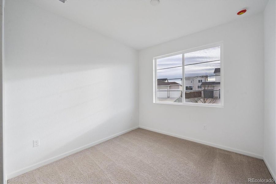 Spacious, unfurnished interior of a new home in Fossil Creek, Windsor (Image 10).
