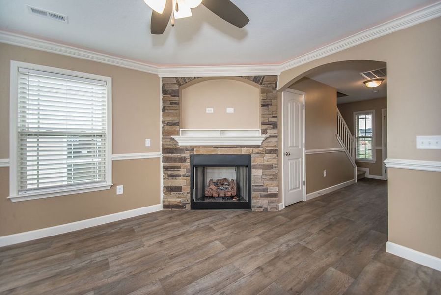 Representative unfurnished interior of a home built from the Reynolds by Enchanted Homes in Arcadia Village, Spartanburg (Image 37).
