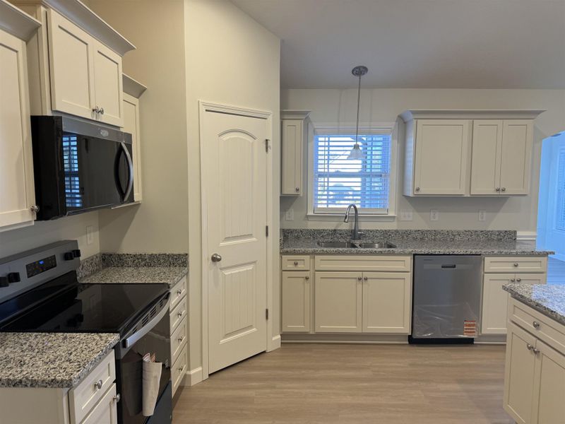 Furnished interior view inside a new home in Ballentine Ridge, Lyman (Image 4). Furnished interior view inside a new home in Ballentine Ridge, Lyman (Image 4).