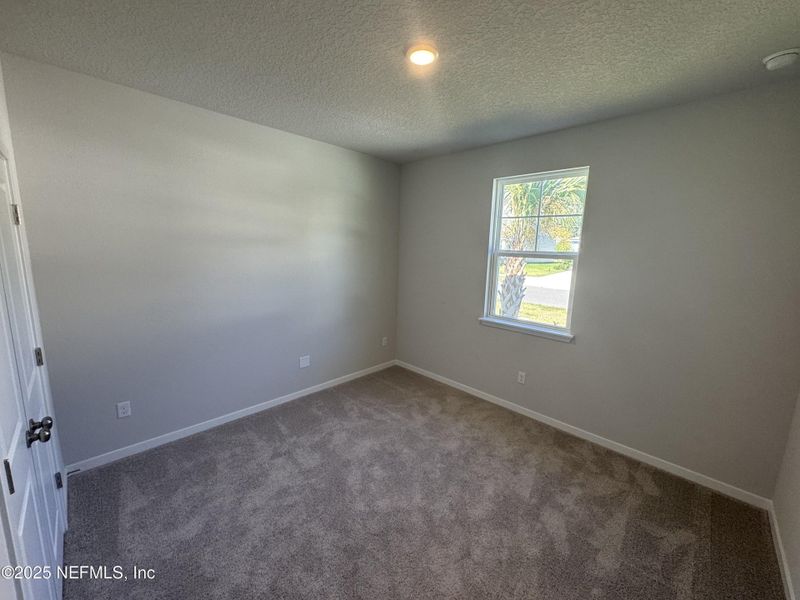 Spacious, unfurnished interior of a new home in Oak Creek Preserve, Jacksonville (Image 18). Spacious, unfurnished interior of a new home in Oak Creek Preserve, Jacksonville (Image 18).