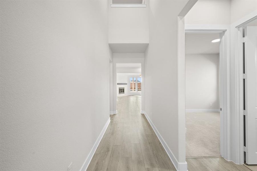 Spacious, unfurnished interior of a new home in The Retreat, Waxahachie (Image 20). Spacious, unfurnished interior of a new home in The Retreat, Waxahachie (Image 20).