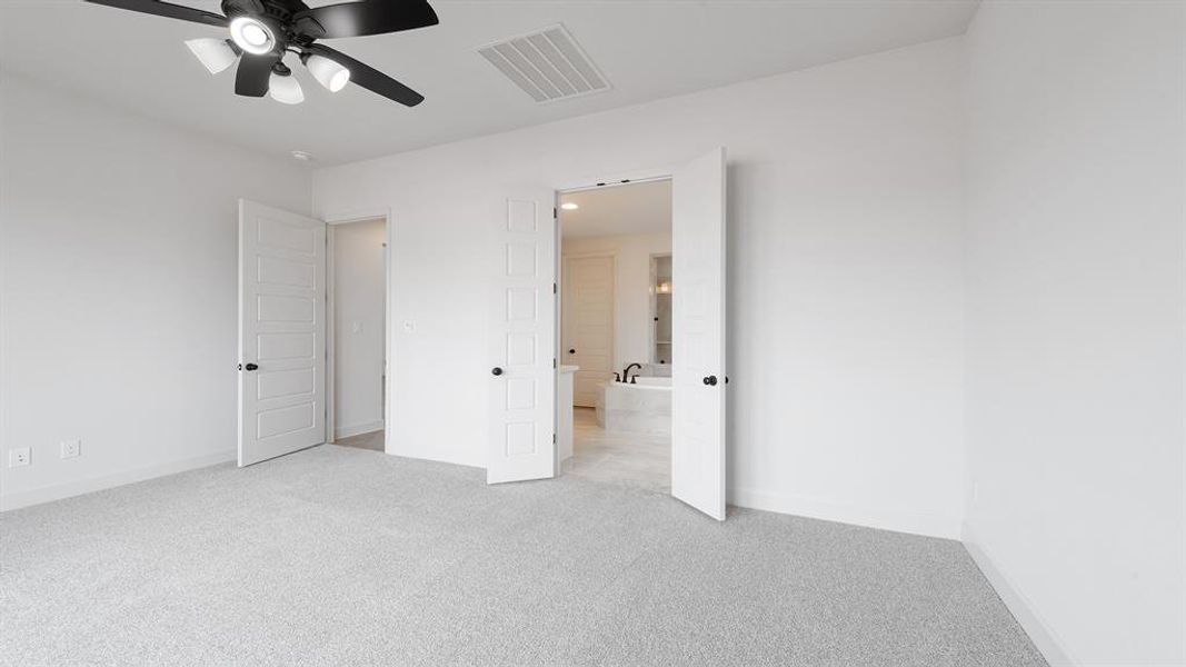 Spacious, unfurnished interior of a new home in Avondale, Fate (Image 18).