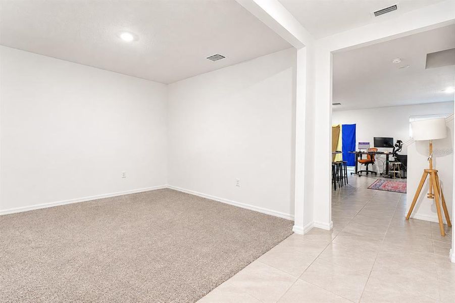 Spacious, unfurnished interior of a new home in Deerbrook, Land O' Lakes (Image 20).