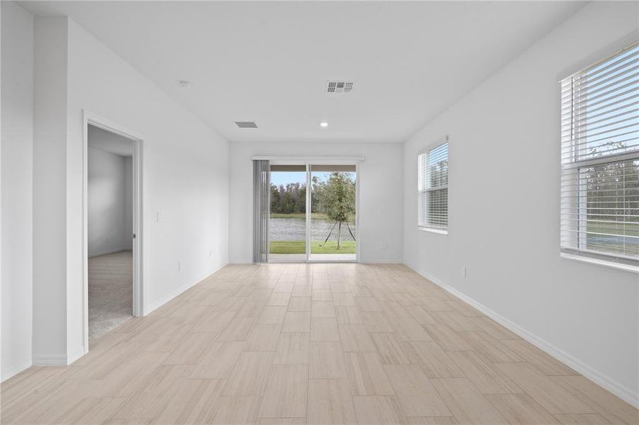 Spacious, unfurnished interior of a new home in Angeline, Land O' Lakes (Image 33).