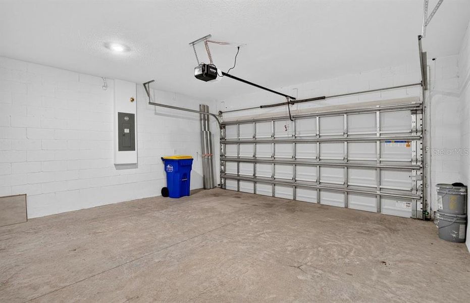 Spacious, unfurnished interior of a new home in Riverfront, Edgewater (Image 45). Spacious, unfurnished interior of a new home in Riverfront, Edgewater (Image 45).