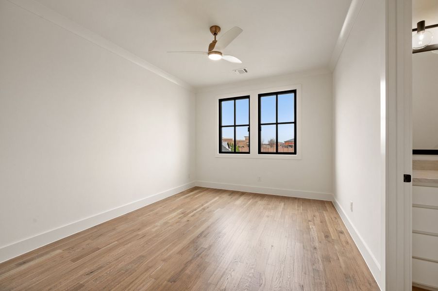 Spacious, unfurnished interior of a new home in Montclair, Prosper (Image 46).