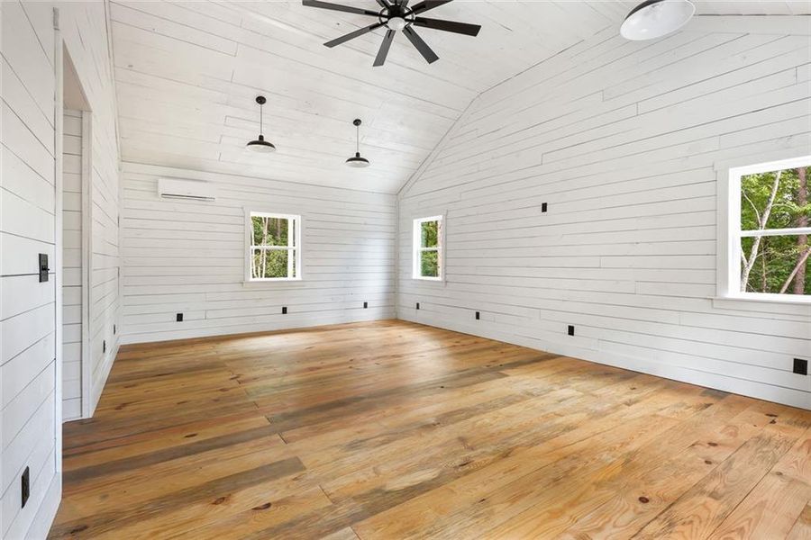 Spacious, unfurnished interior of a new home in , Sautee Nacoochee (Image 16). Spacious, unfurnished interior of a new home in , Sautee Nacoochee (Image 16).