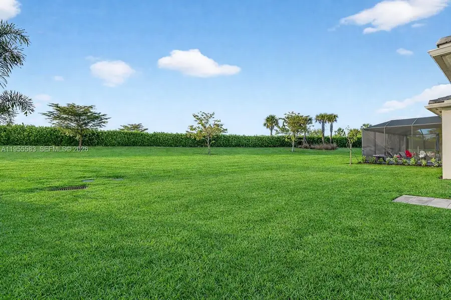 Exterior details and patio area of a home in , Port St. Lucie (Image 23).
