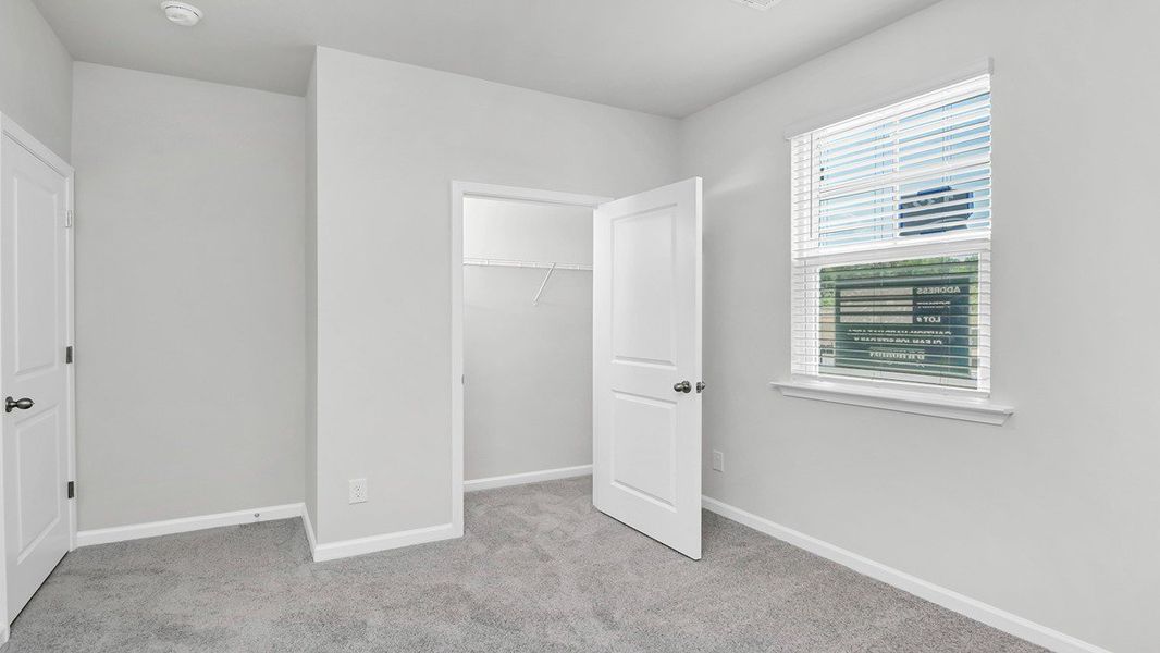 Spacious, unfurnished interior of a new home in Sease's Pond, Gilbert (Image 26). Spacious, unfurnished interior of a new home in Sease's Pond, Gilbert (Image 26).
