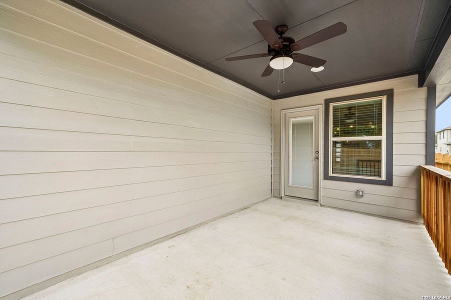 Exterior details and patio area of a home in Royal Crest, San Antonio (Image 4).