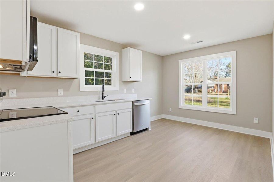 21-204 S Pender St-21