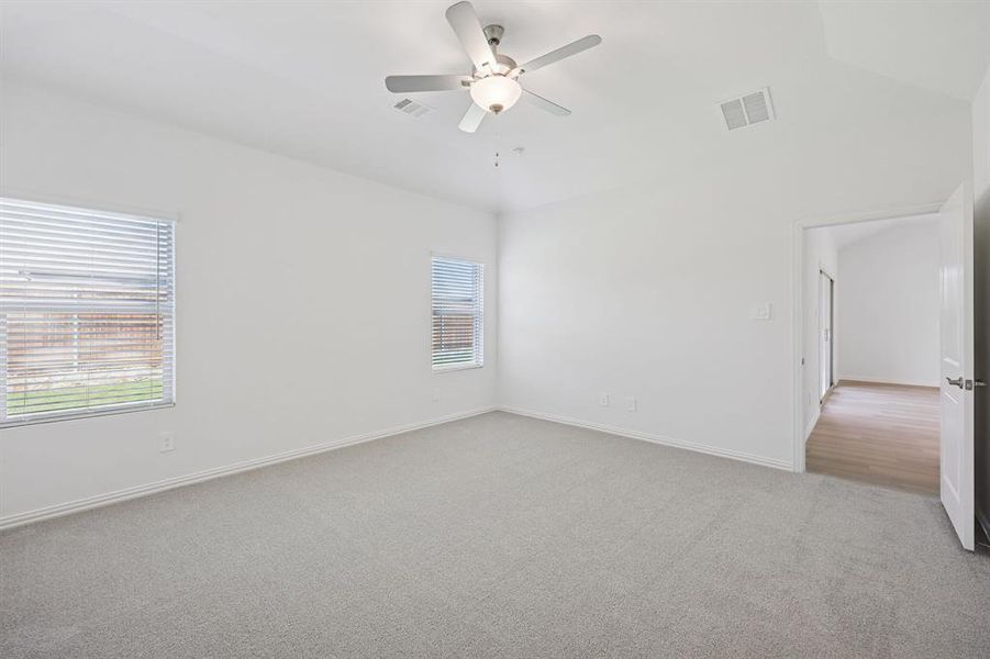 Photo is not of the actual home, but is an inspirational photo of builder’s model home and may depict options, furnishings, and/or decorator features that are not included. Photo is not of the actual home, but is an inspirational photo of builder’s model home and may depict options, furnishings, and/or decorator features that are not included.