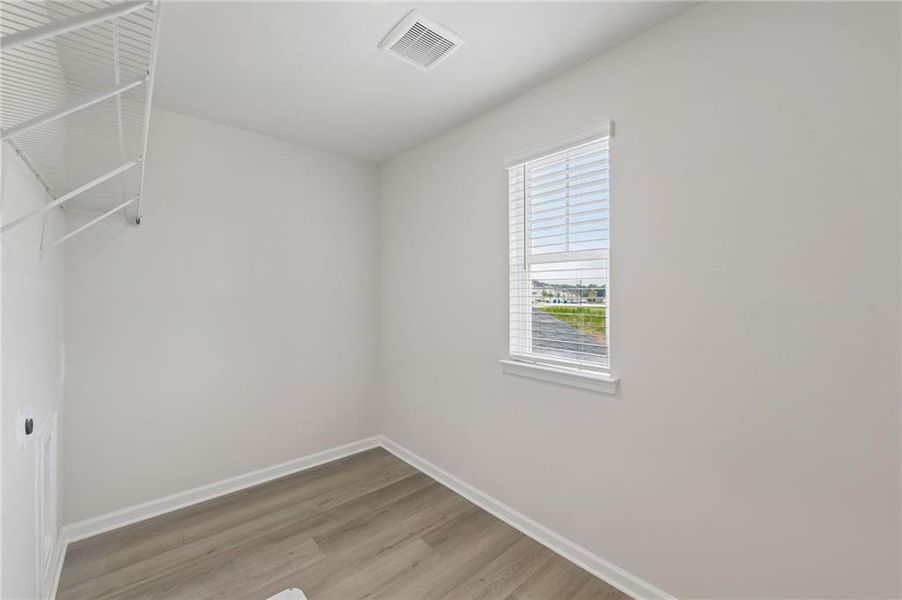 Spacious, unfurnished interior of a new home in Martin Springs - Estate Series, Lawrenceville (Image 44).
