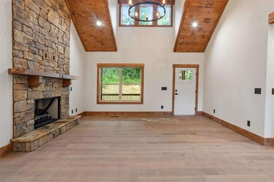 Spacious, unfurnished interior of a new home in , Ellijay (Image 15).