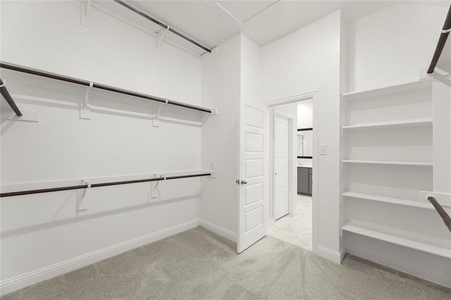 Spacious, unfurnished interior of a new home in Mercer Meadows, Royse City (Image 20). Spacious, unfurnished interior of a new home in Mercer Meadows, Royse City (Image 20).