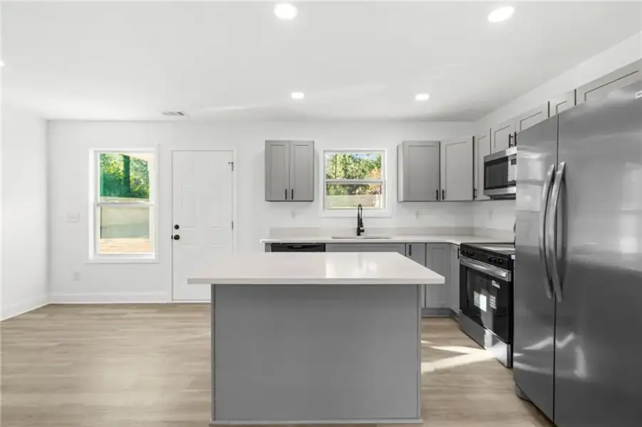 Furnished interior view inside a new home in , Conyers (Image 8).