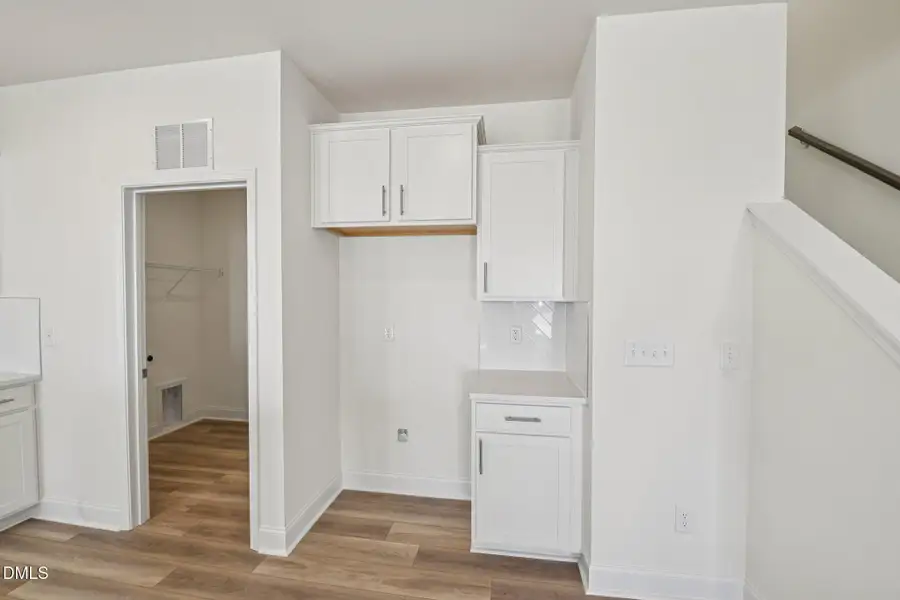 12-web-or-mls-Hipwood Dr-S2901-012 12-web-or-mls-Hipwood Dr-S2901-012