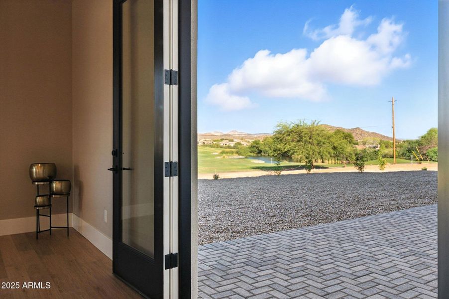 106-web-or-mls-South Veronica-106