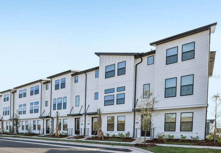 Condo located in Winter Garden, FL showcasing its design and architecture (Image 5). Condo located in Winter Garden, FL showcasing its design and architecture (Image 5).