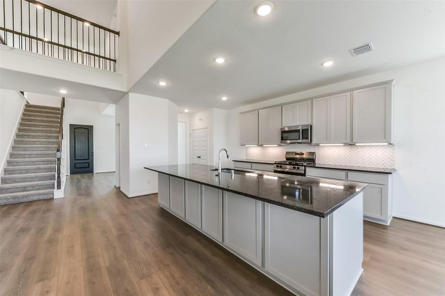 Furnished interior view inside a new home in River Ranch Meadows, Dayton (Image 6).