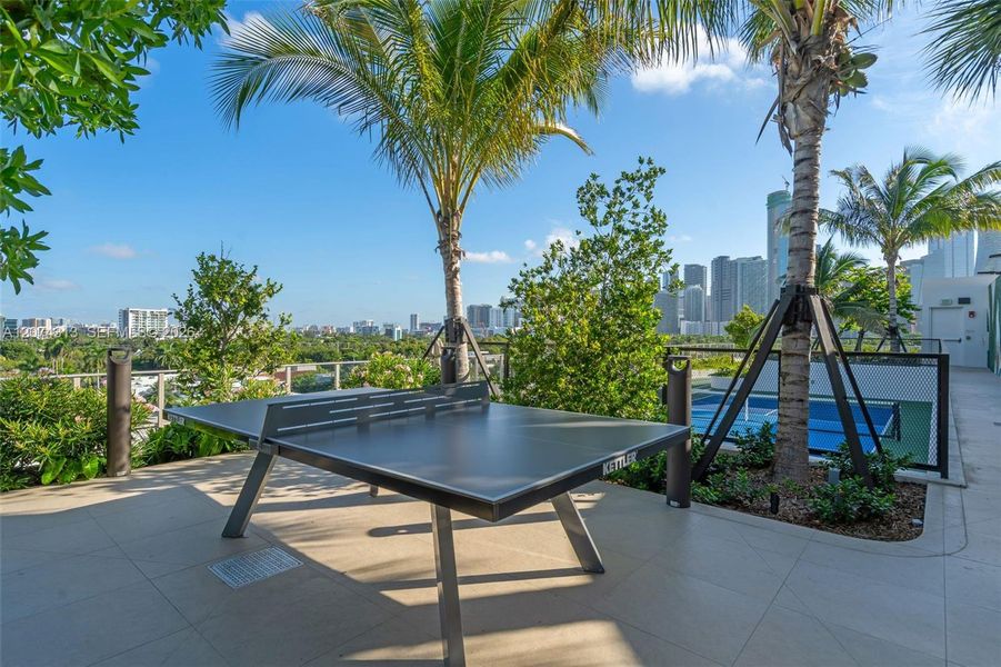 Community amenities in , Miami (Image 34).